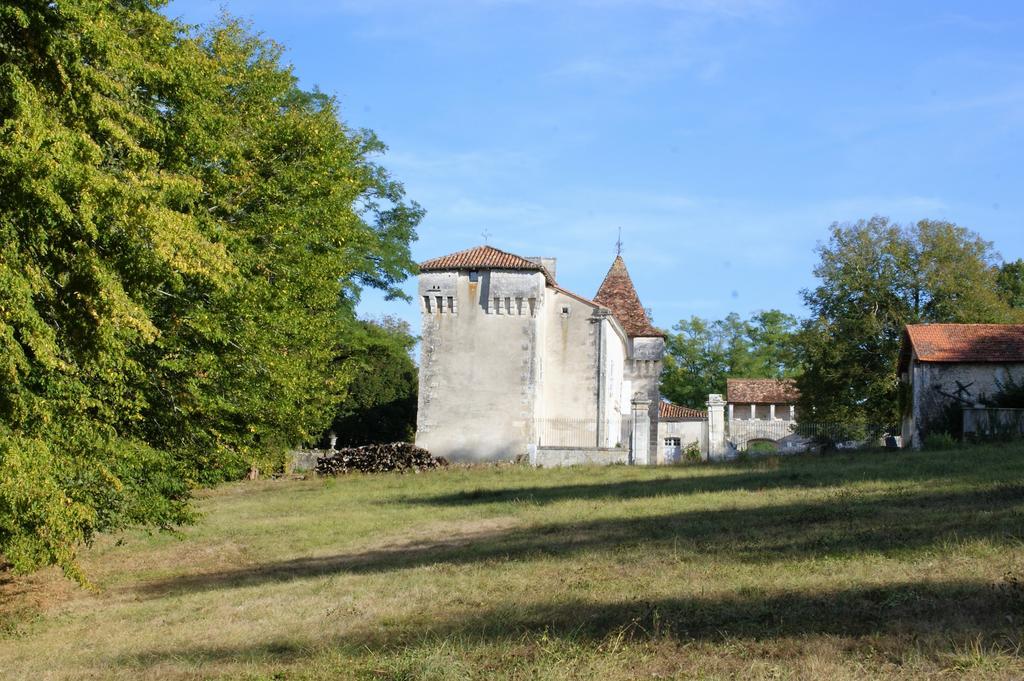 Chateau De La Combe Puyrenier Экстерьер фото